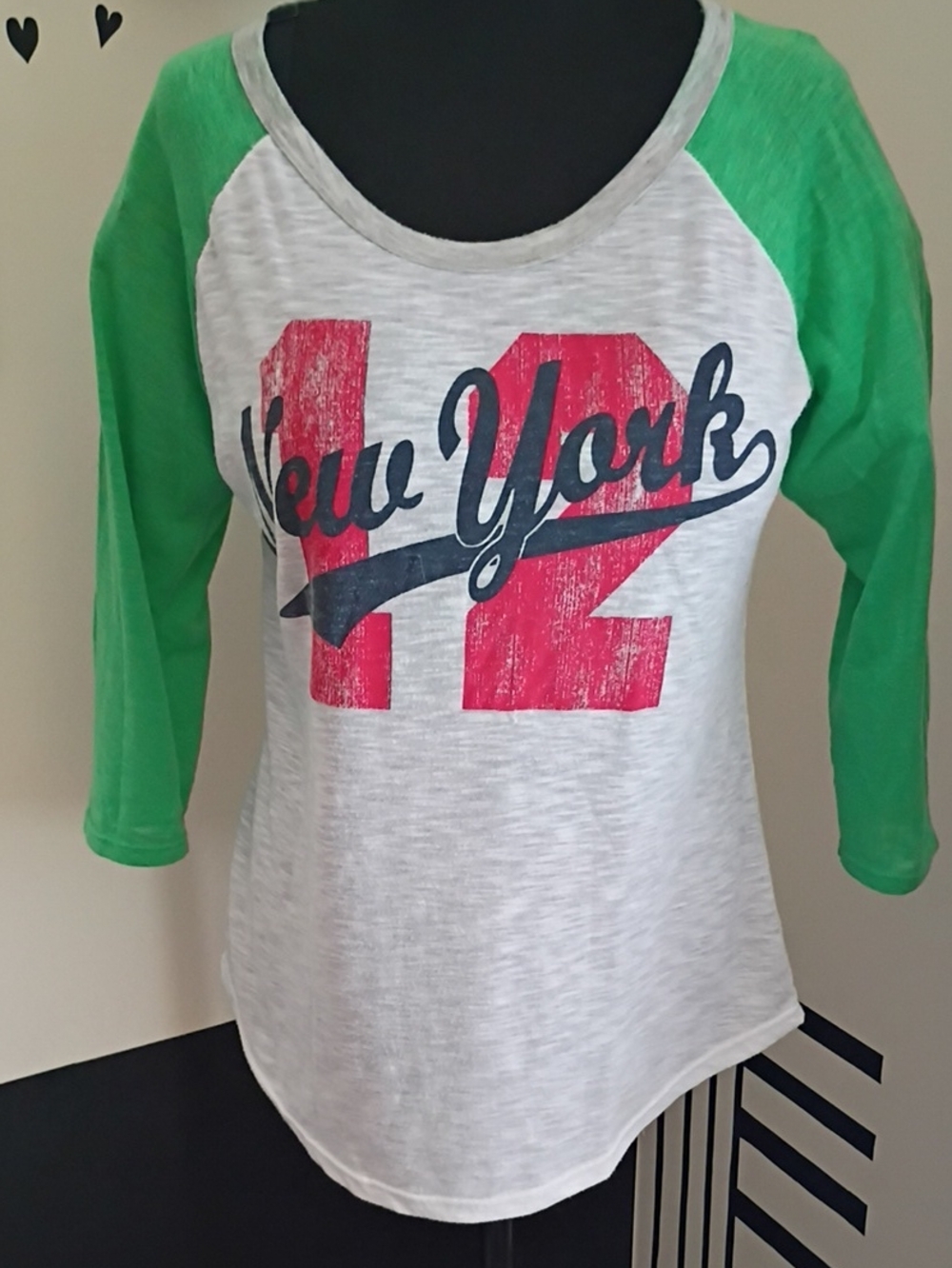 Green Sleeve 'New York 12' Raglan Tee Sz. Lg.